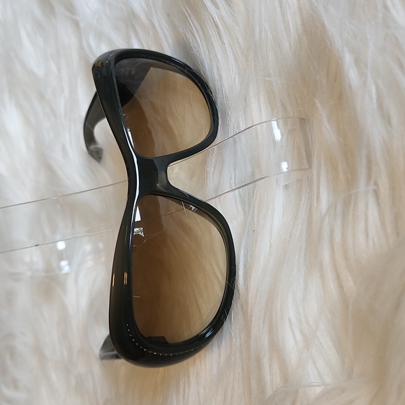 Yves Saint Laurent sunglasses - Picture 13 of 16